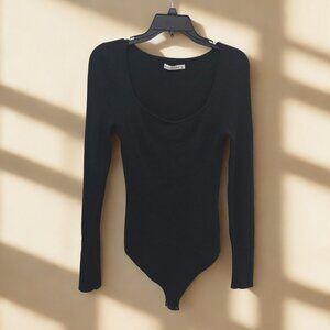 Classic Black Bodysuit 🖤 Long Sleeve, Minimalist Style, Everyday Layering Piece